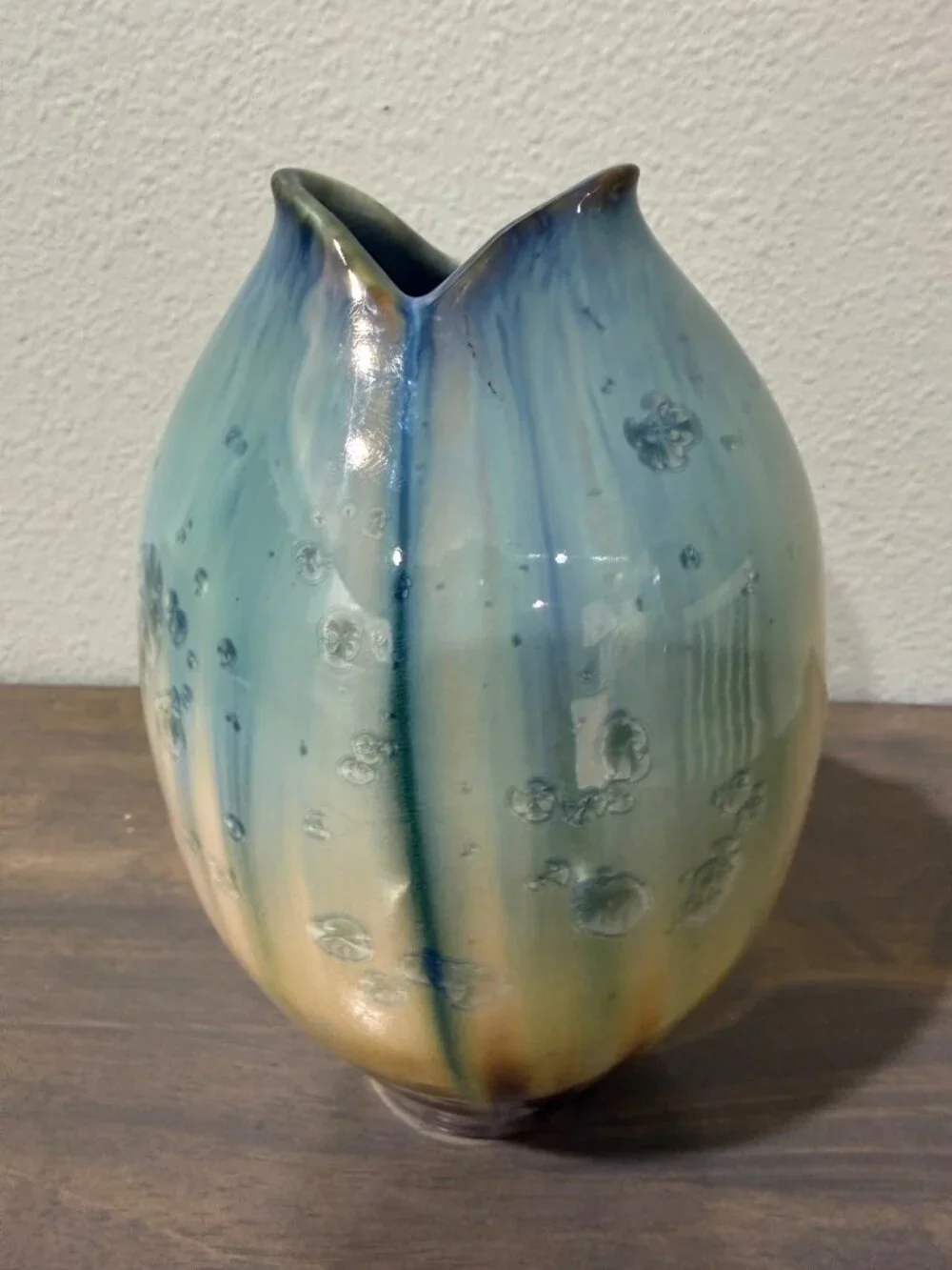 Bill Campbell Signed Crystalline Pottery Vase Fish Mouth Teal Beige Brown